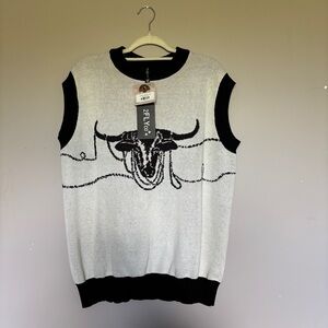 Western Longhorn Rope Black and White Sleeveless Sweater